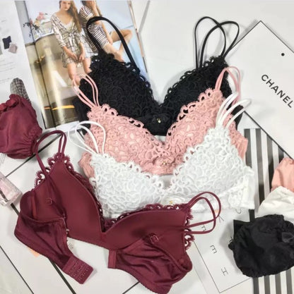 Floral Lace Breathable Fabric Bra and Penty Set