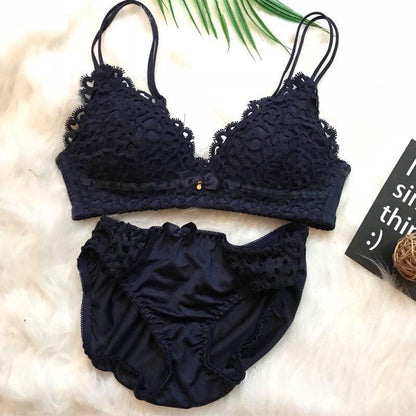 Floral Lace Breathable Fabric Bra and Penty Set