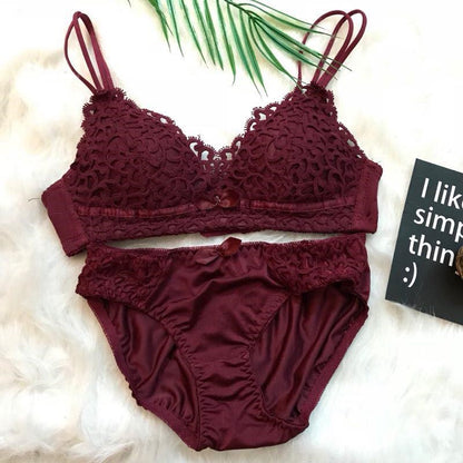 Floral Lace Breathable Fabric Bra and Penty Set